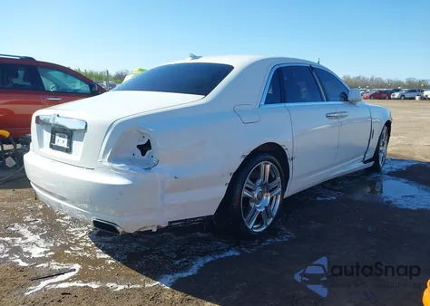 2015 Rolls-Royce Ghost from USA, damaged, VIN SCA664S50FUX53044
